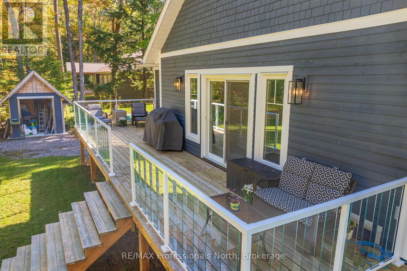 1034 Xavier Street, Gravenhurst, Ontario P0E 1G0 - Photo 36 - X12437694