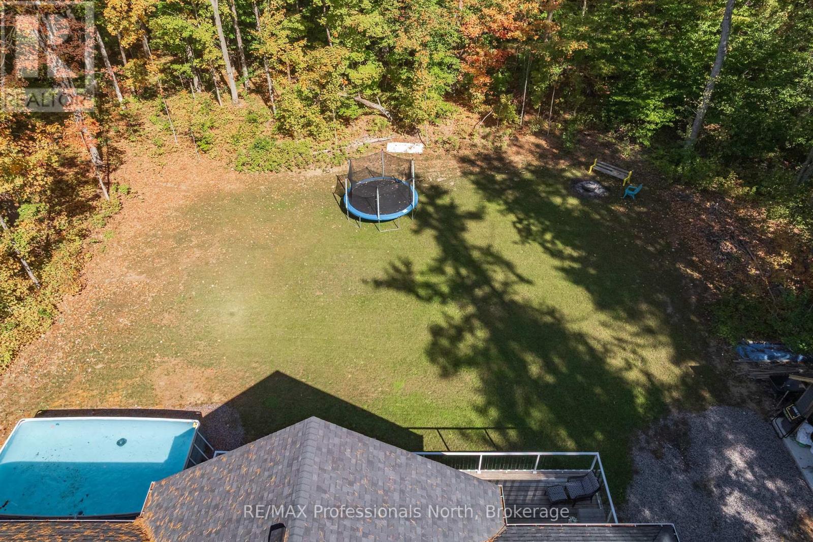 1034 Xavier Street, Gravenhurst, Ontario P0E 1G0 - Photo 40 - X12437694