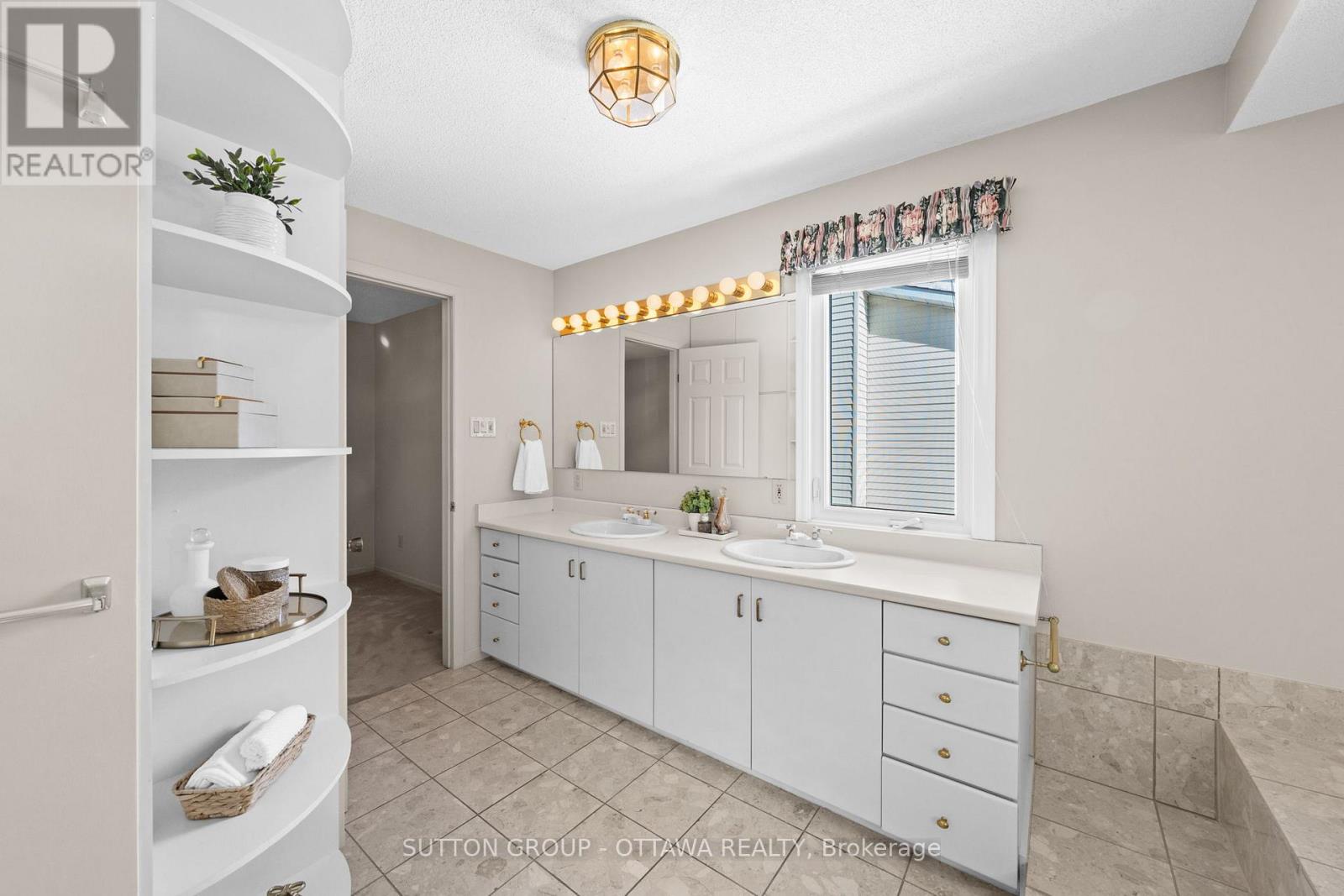 908 Chaleur Way, Ottawa, Ontario  K1C 2S1 - Photo 25 - X12764318