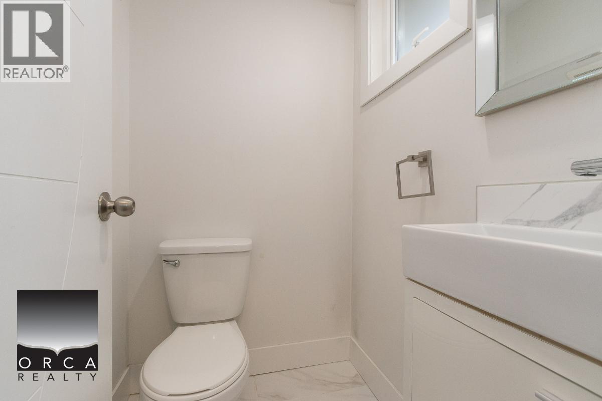 1033 Jefferson Avenue, West Vancouver, British Columbia  V7T 2A6 - Photo 4 - R3087236