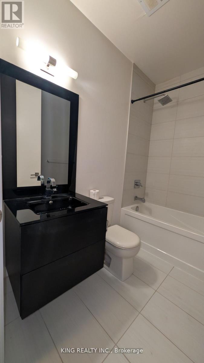 1603 - 111 St Clair Avenue W, Toronto, Ontario  M4V 1N5 - Photo 16 - C12764314