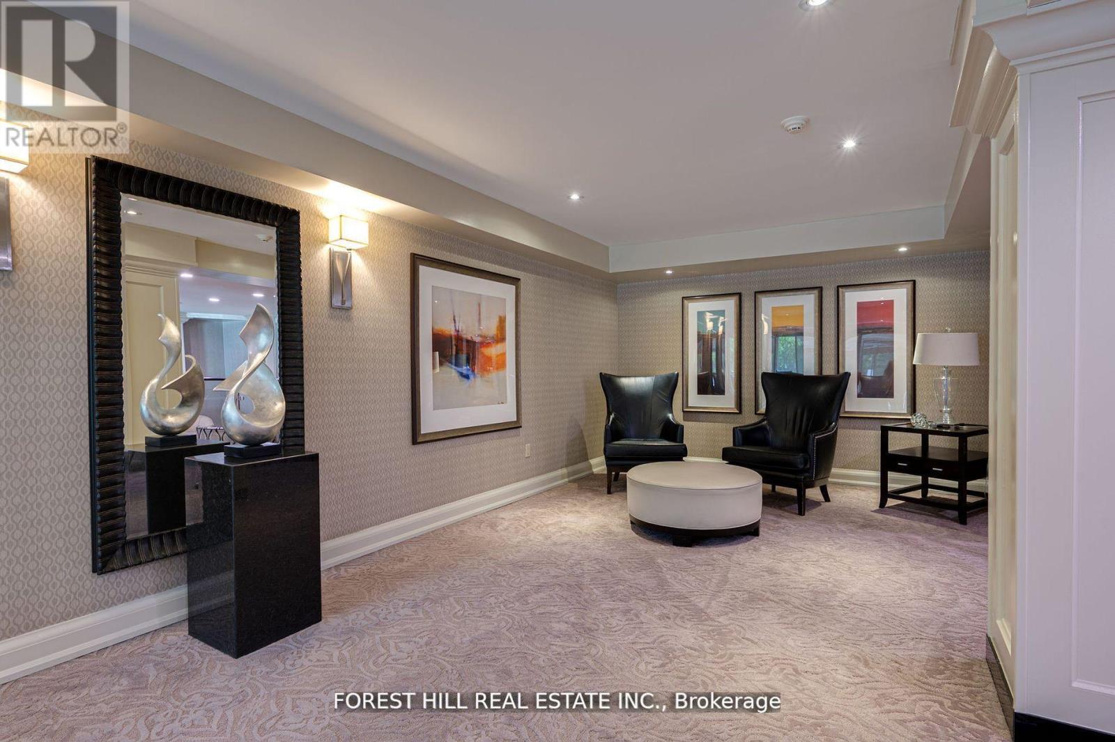 308 - 7440 Bathurst Street, Vaughan, Ontario  L4J 7K8 - Photo 3 - N12764306