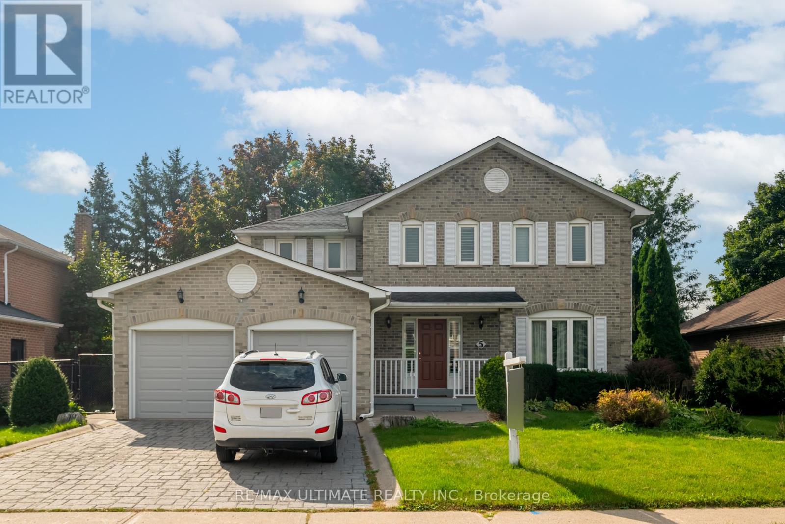 5 BAYSWATER AVENUE, Richmond Hill, Ontario