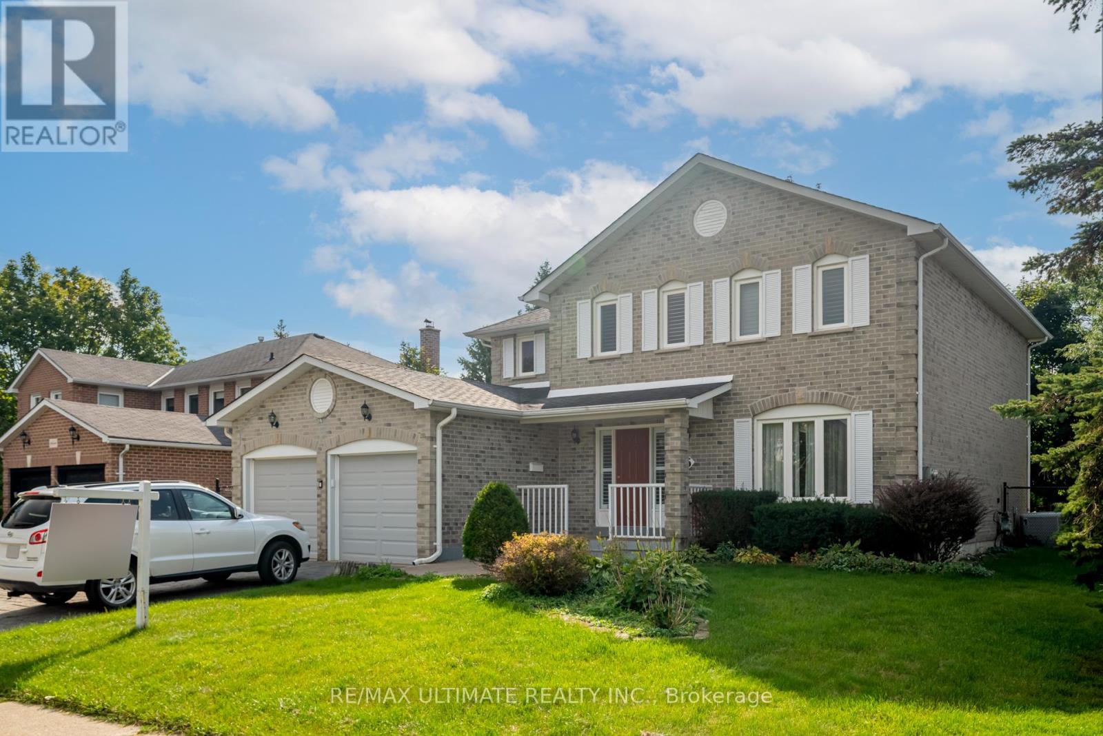 5 Bayswater Avenue, Richmond Hill, Ontario  L4E 2L4 - Photo 3 - N12764308