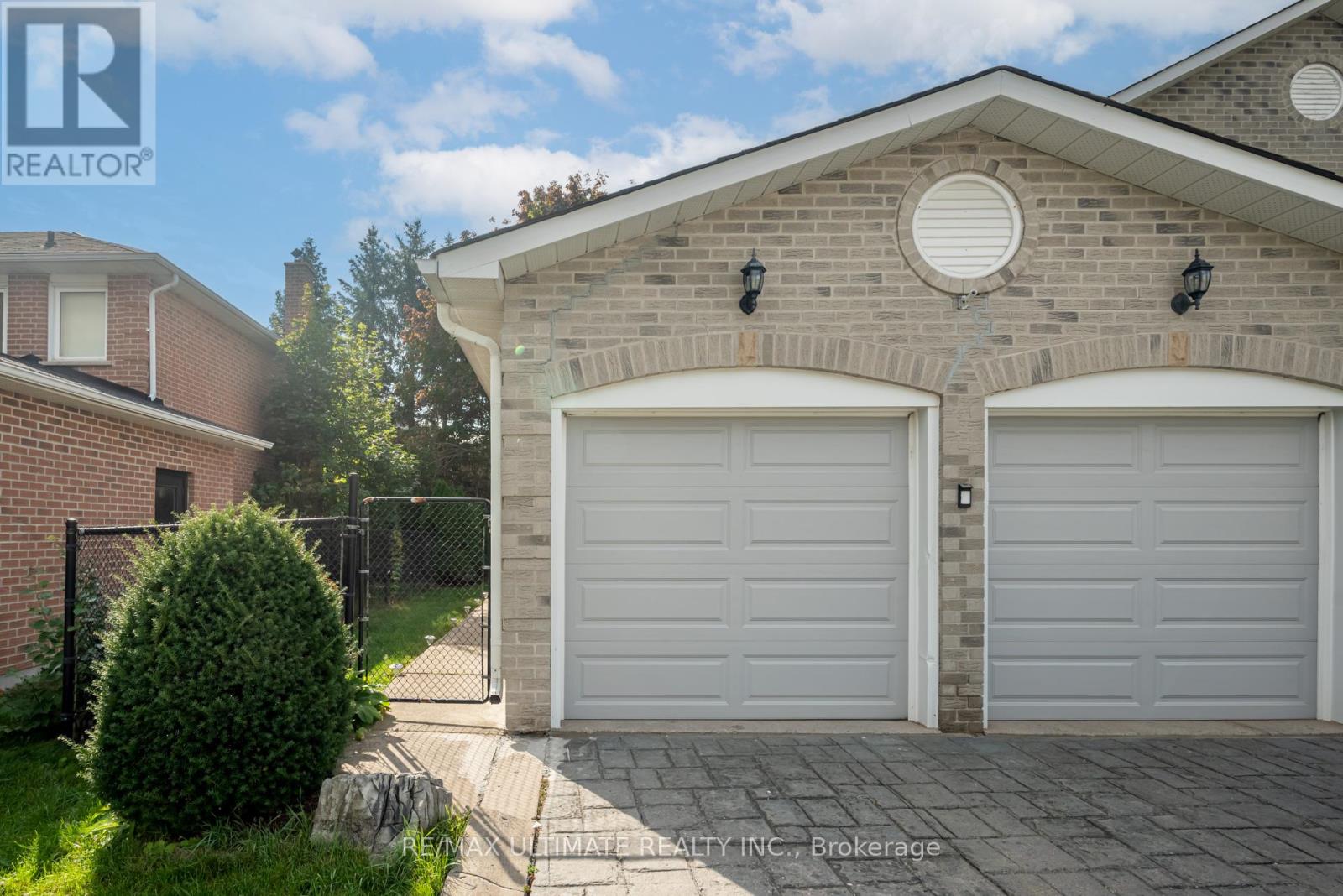 5 Bayswater Avenue, Richmond Hill, Ontario  L4E 2L4 - Photo 4 - N12764308