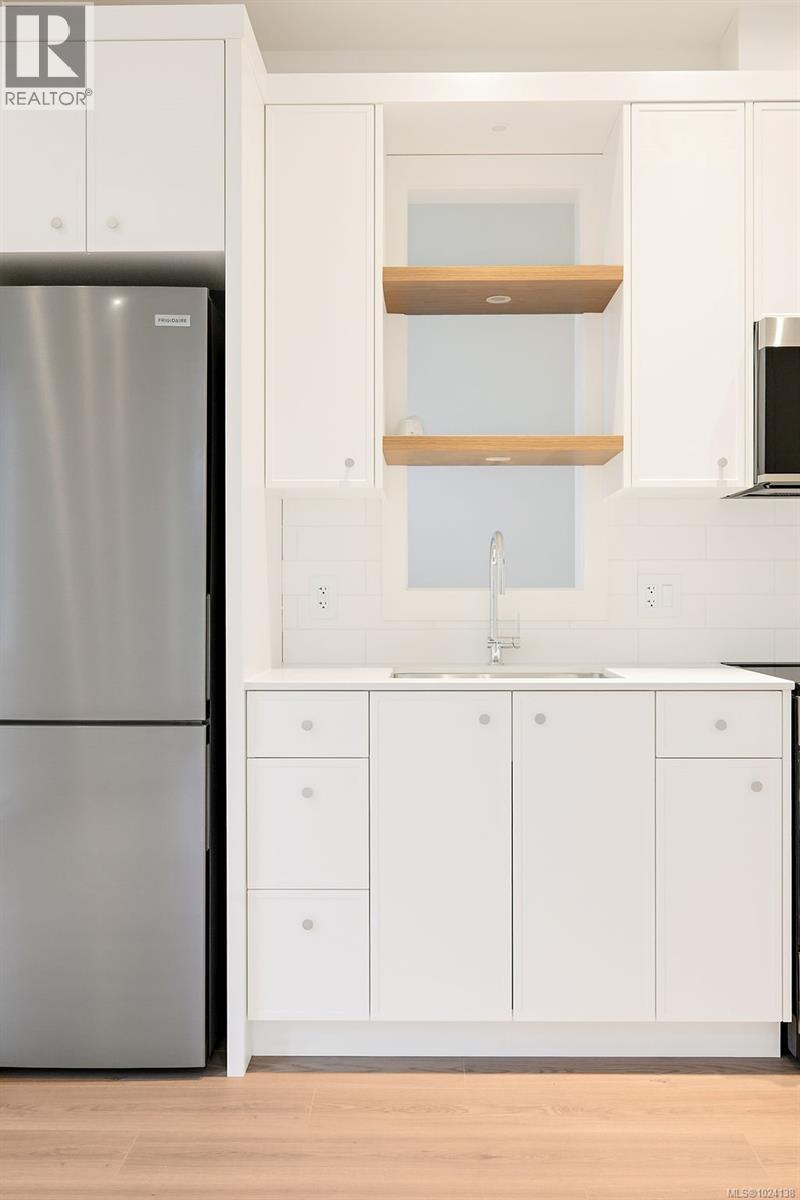 1047 Falkland Rd, Oak Bay, British Columbia  V8S 4M3 - Photo 65 - 1024138