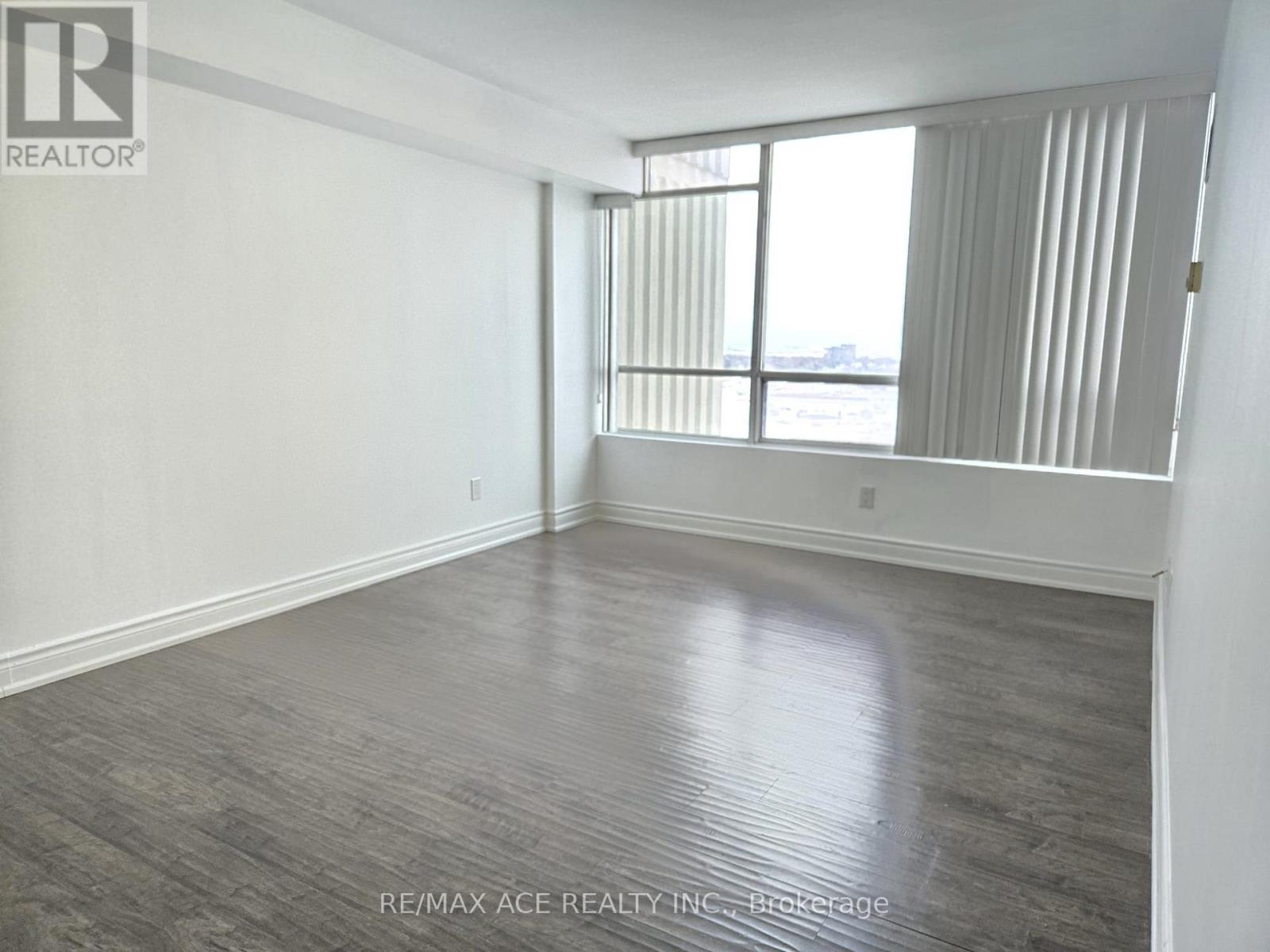 1402 - 26 Hanover Road, Brampton, Ontario  L6S 4T2 - Photo 19 - W12743016