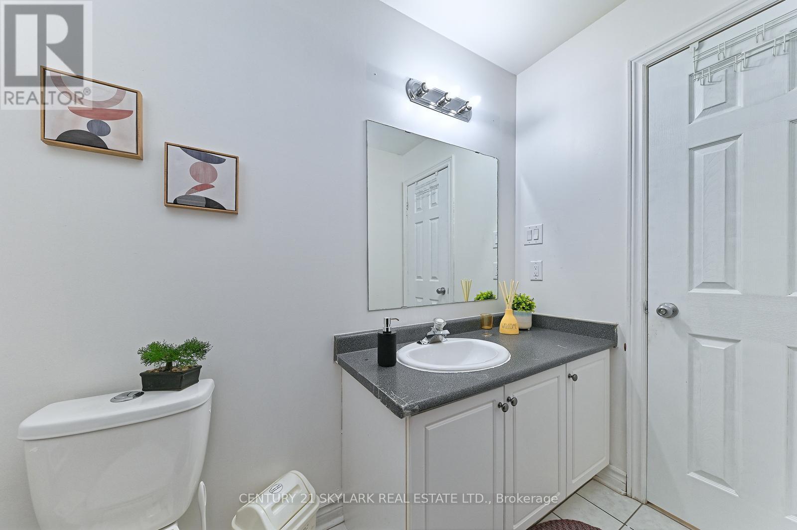 38 Marotta Avenue, Brampton, Ontario  L6X 4W9 - Photo 21 - W12764294