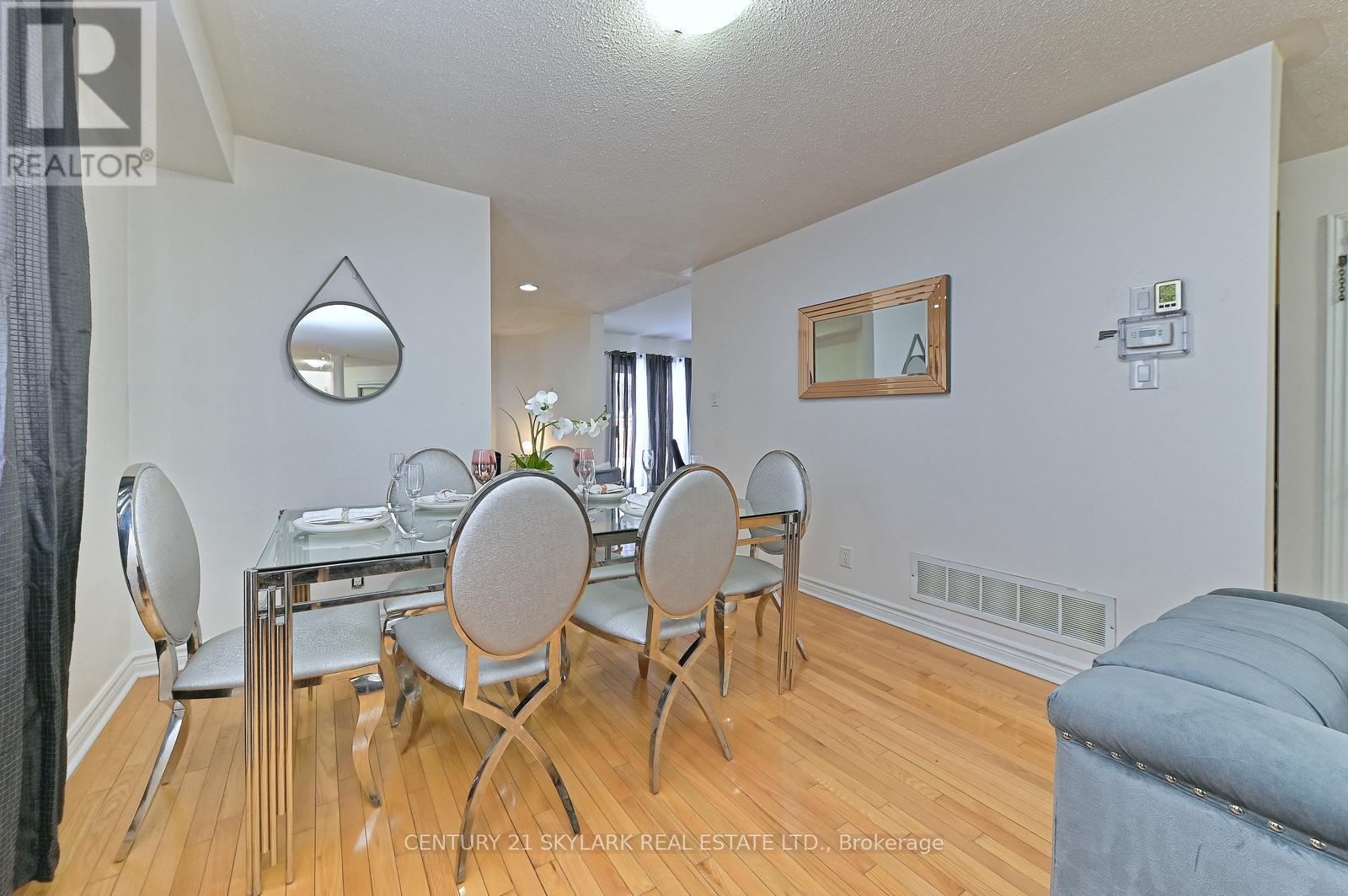 38 Marotta Avenue, Brampton, Ontario  L6X 4W9 - Photo 9 - W12764294