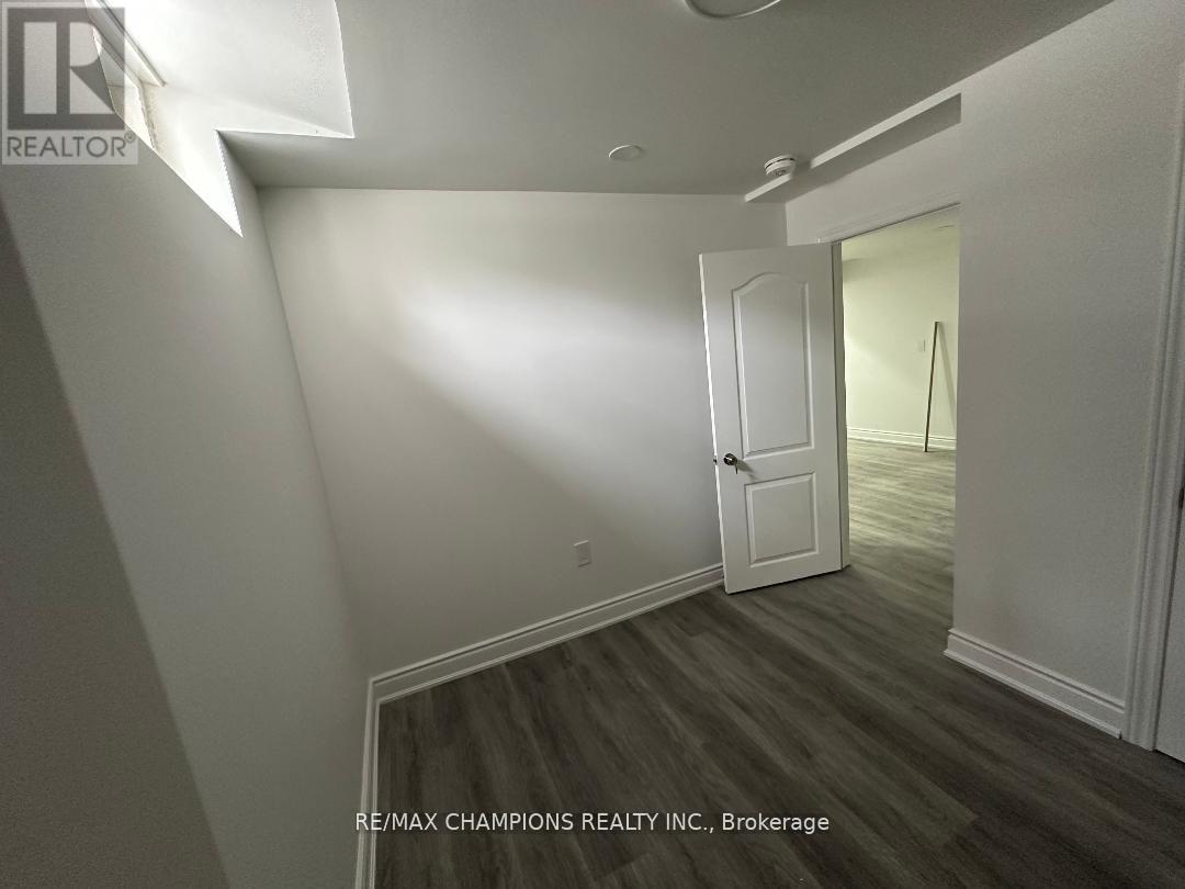 (Bsmt) - 30 Feather Reed Way, Brampton, Ontario  L6R 3A3 - Photo 7 - W12764304