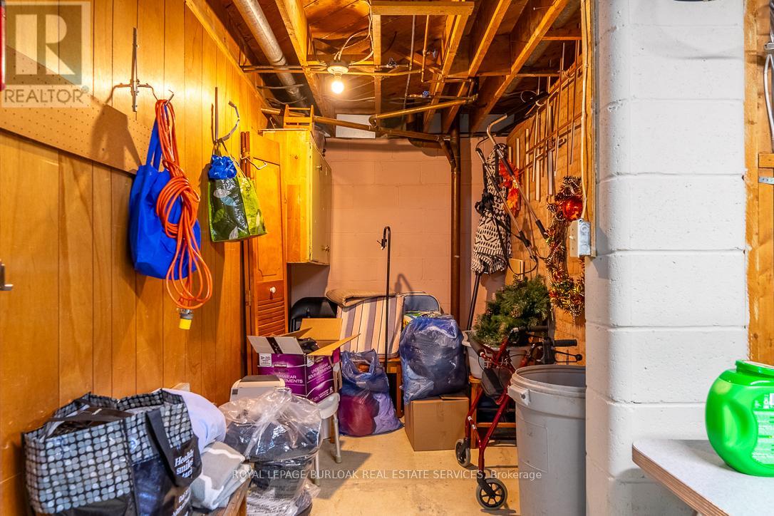 381 Walton Street, Oakville, Ontario  L6K 1R7 - Photo 31 - W12764322