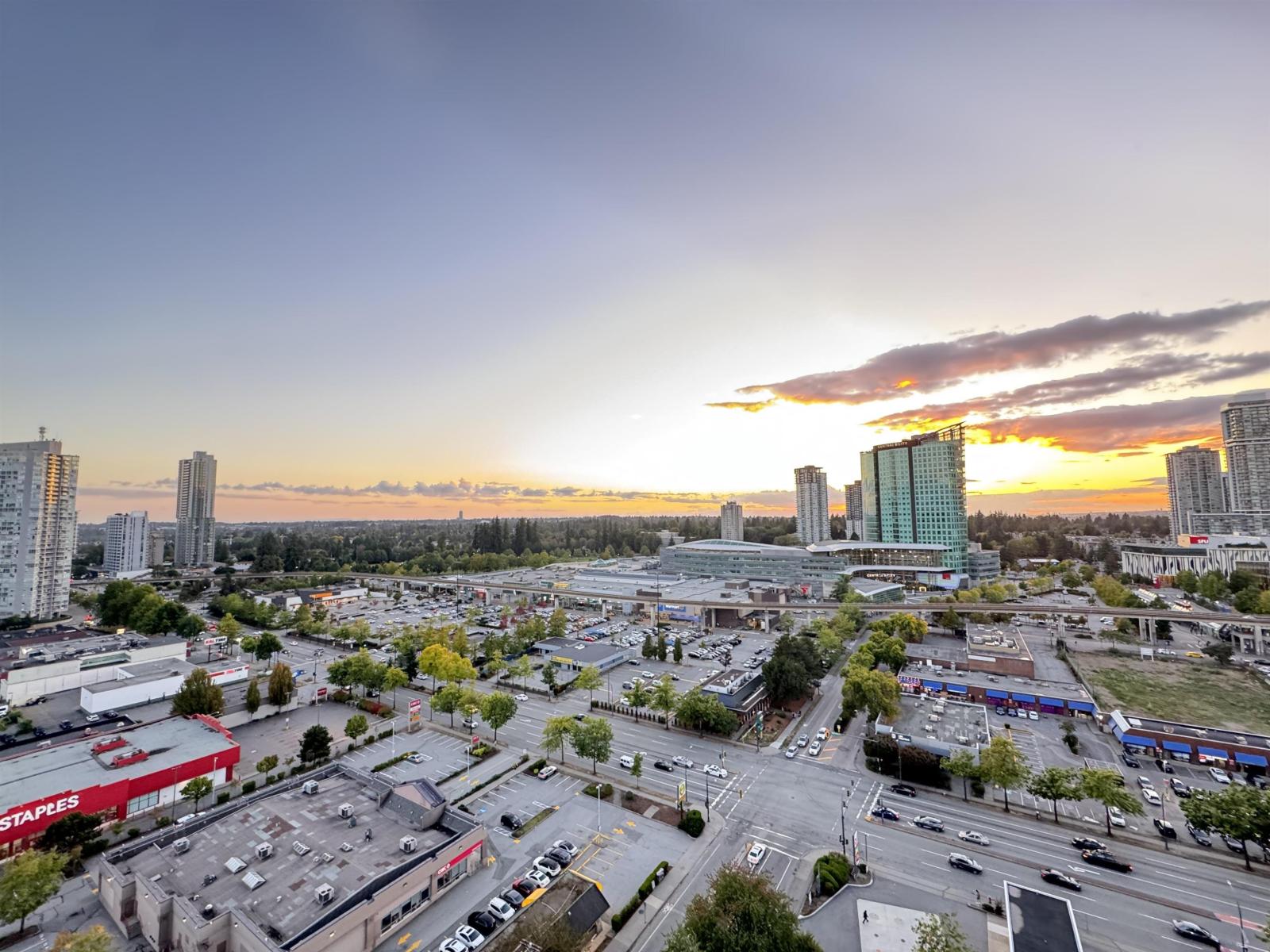 1909 13685 102 Avenue, Surrey, British Columbia  V3T 0S2 - Photo 1 - R3074837