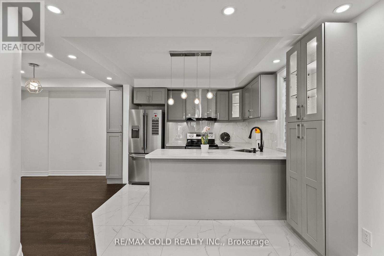 59 David Street, Brampton, Ontario  L6X 1J6 - Photo 8 - W12761556