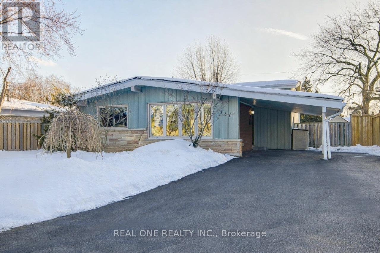 336 Hampton Heath Road, Burlington, Ontario  L7L 4P9 - Photo 2 - W12761838