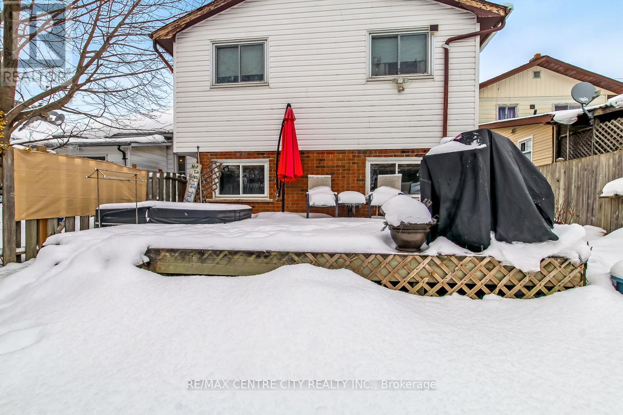 186 Centre Street, St. Thomas, Ontario  N5R 3A4 - Photo 20 - X12761786