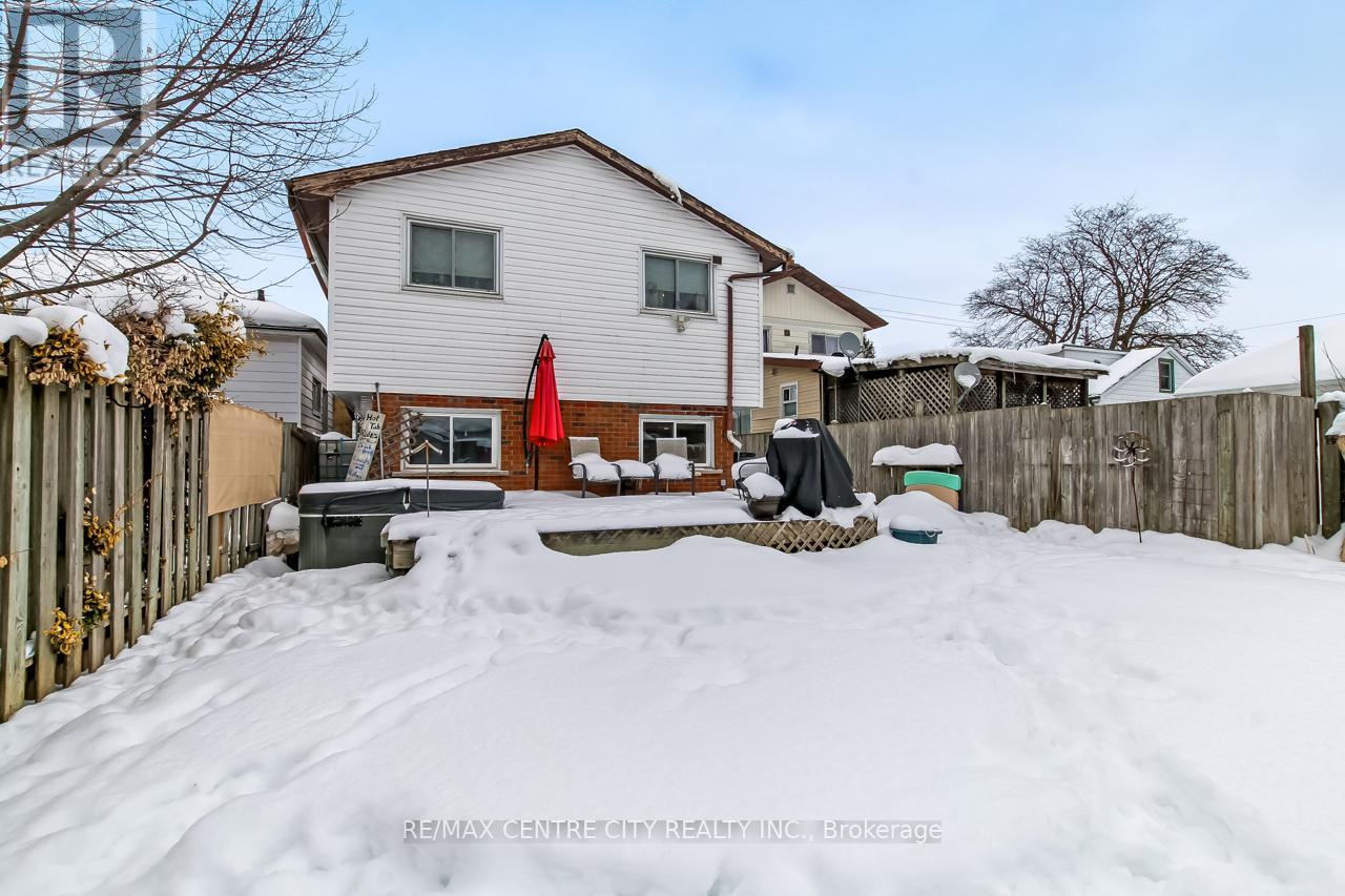 186 Centre Street, St. Thomas, Ontario  N5R 3A4 - Photo 22 - X12761786