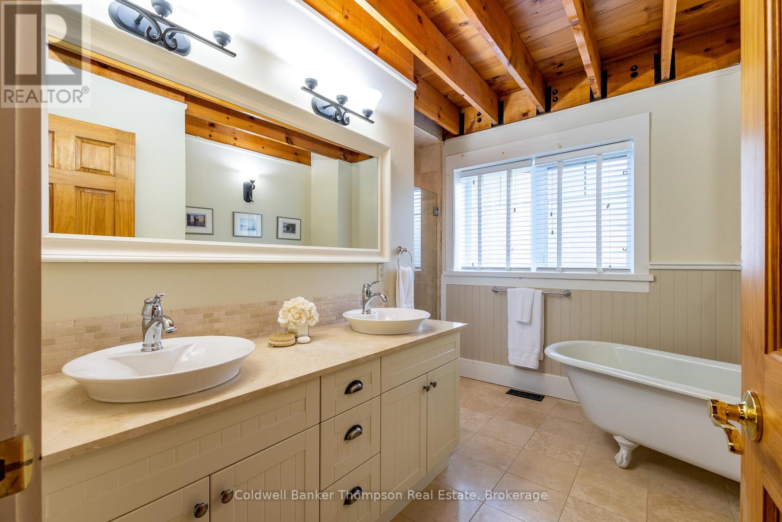 21 Deerhurst Highlands Drive, Huntsville, Ontario  P1H 1B1 - Photo 20 - X12764348