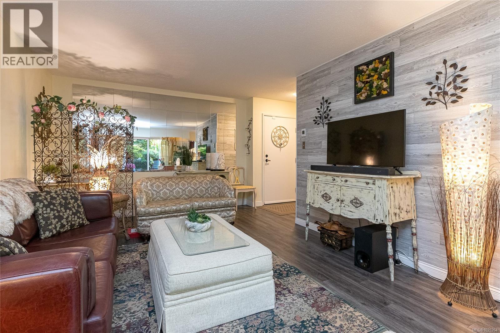 101 853 Selkirk Ave, Esquimalt, British Columbia  V9A 2T7 - Photo 5 - 1025204