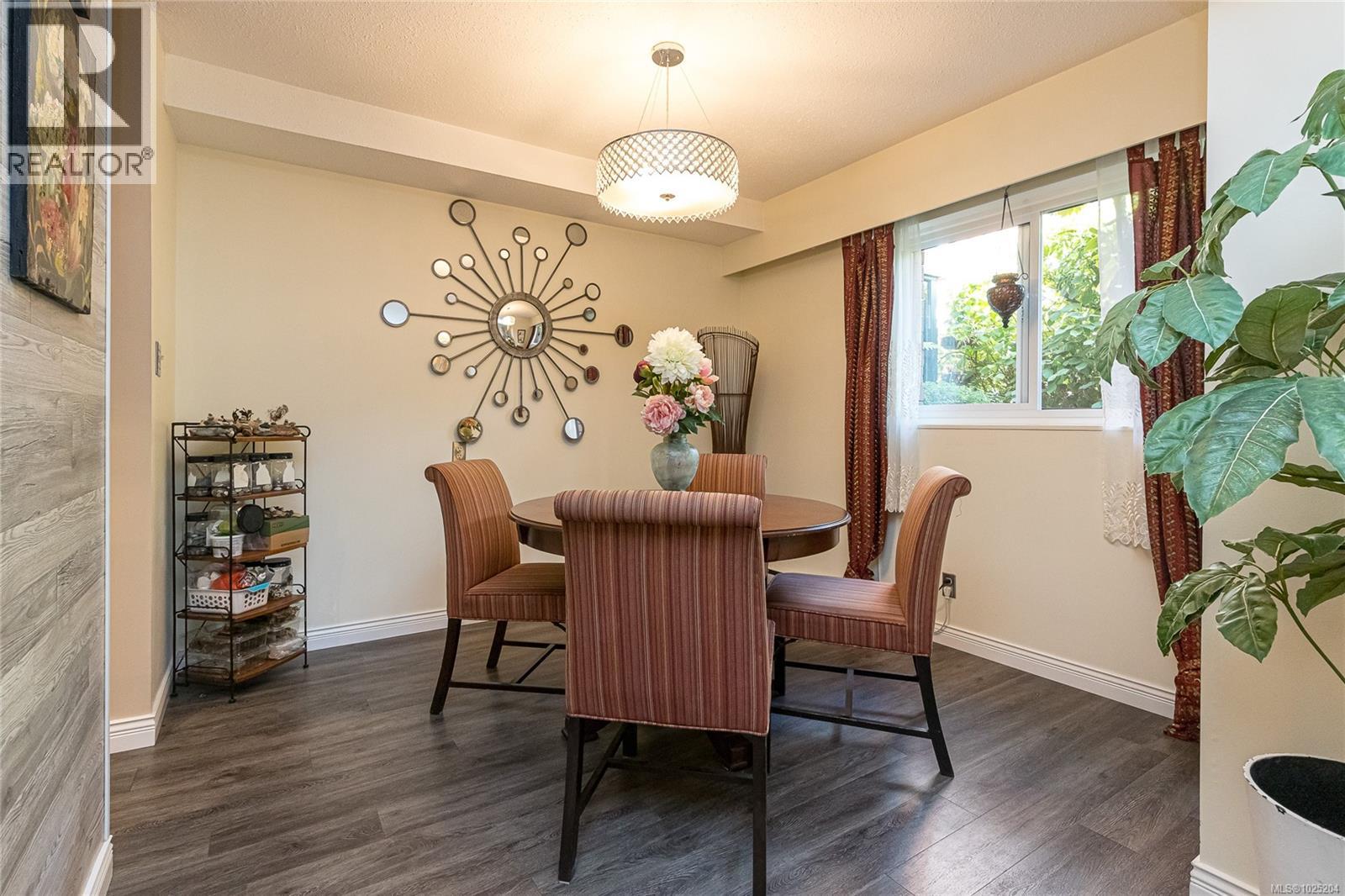 101 853 Selkirk Ave, Esquimalt, British Columbia  V9A 2T7 - Photo 9 - 1025204