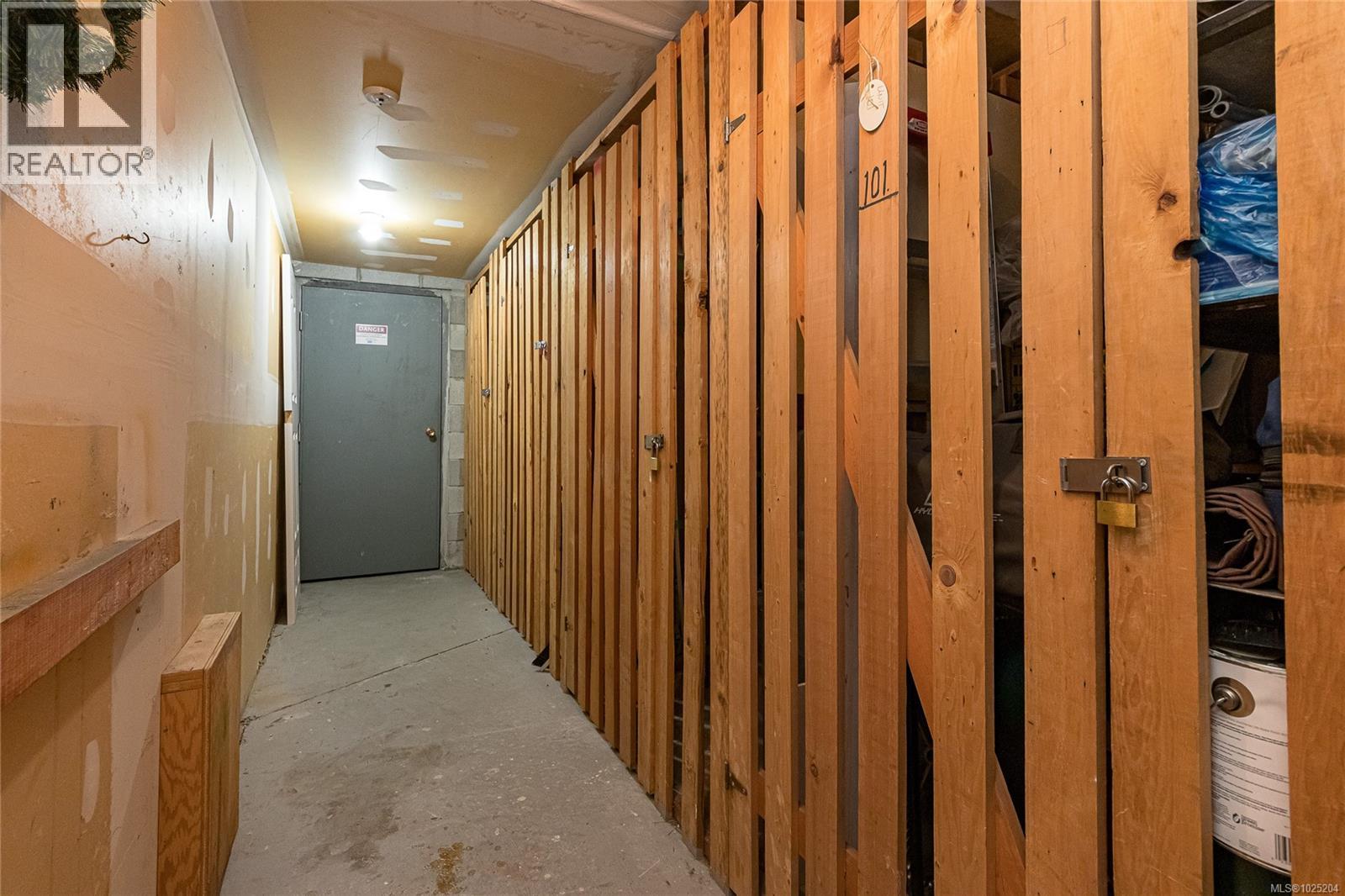 101 853 Selkirk Ave, Esquimalt, British Columbia  V9A 2T7 - Photo 27 - 1025204