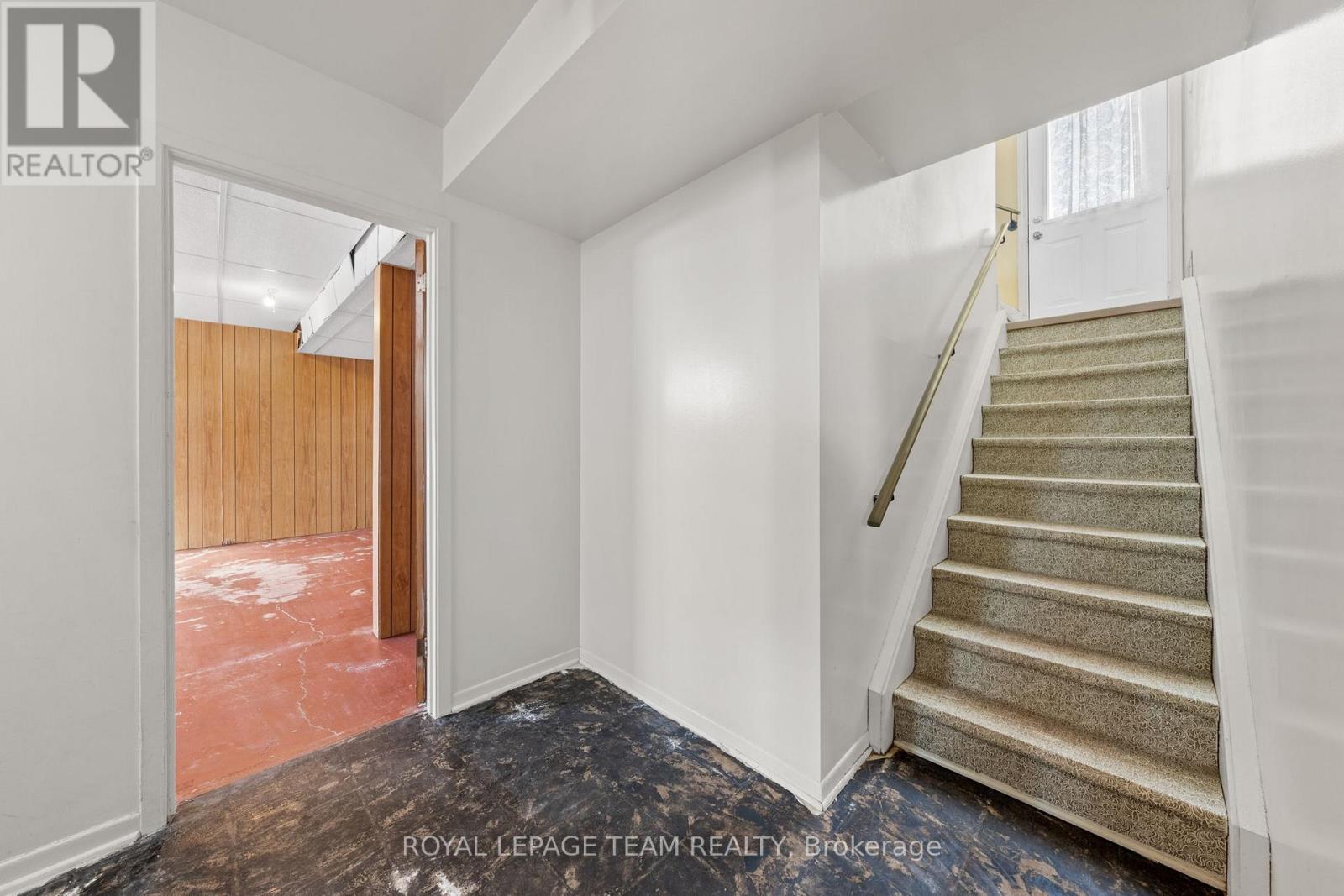 1377 Chartrand Avenue, Ottawa, Ontario  K1E 1H9 - Photo 18 - X12764388