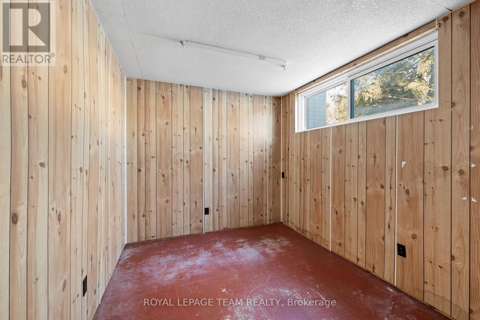 1377 Chartrand Avenue, Ottawa, Ontario  K1E 1H9 - Photo 25 - X12764388