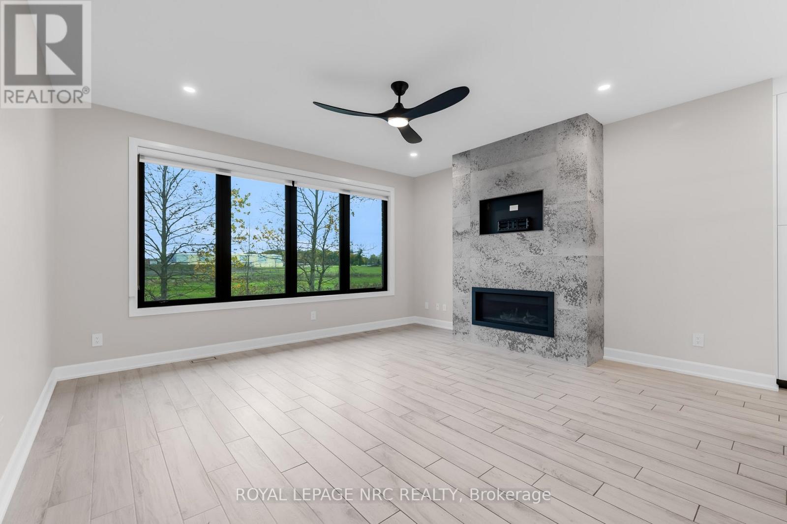 21 Singer Street, Thorold, Ontario  L2V 0E9 - Photo 16 - X12764342