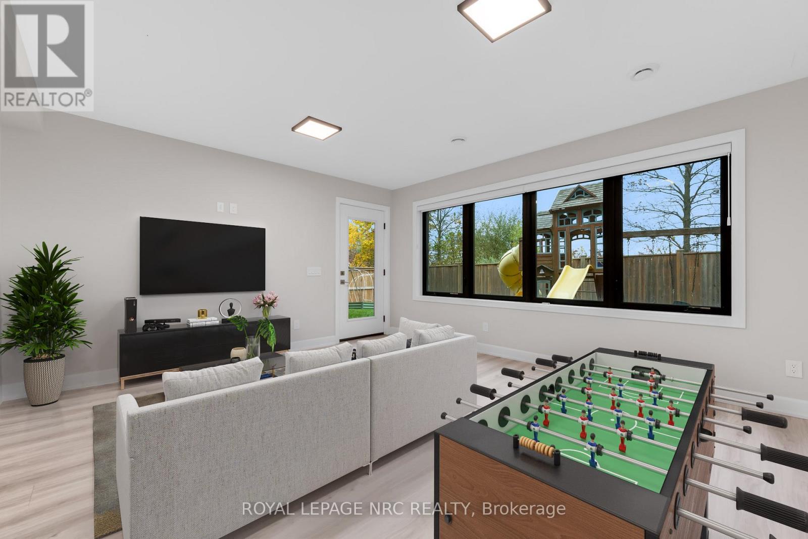 21 Singer Street, Thorold, Ontario  L2V 0E9 - Photo 46 - X12764342