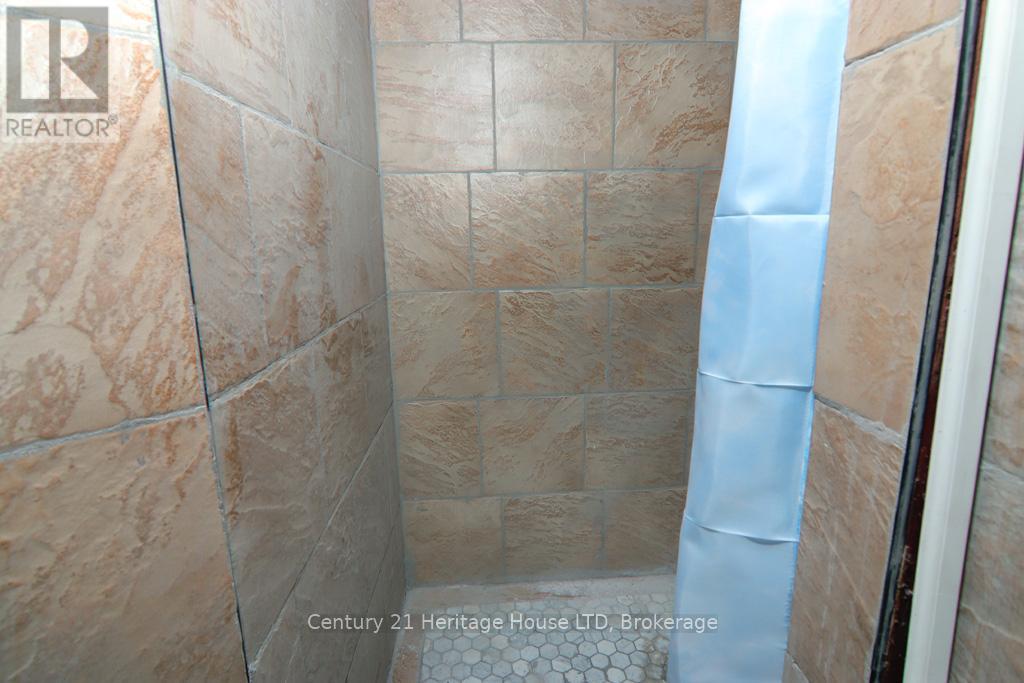 4034 Canborough Road N, West Lincoln, Ontario  L0R 2J0 - Photo 10 - X12764374