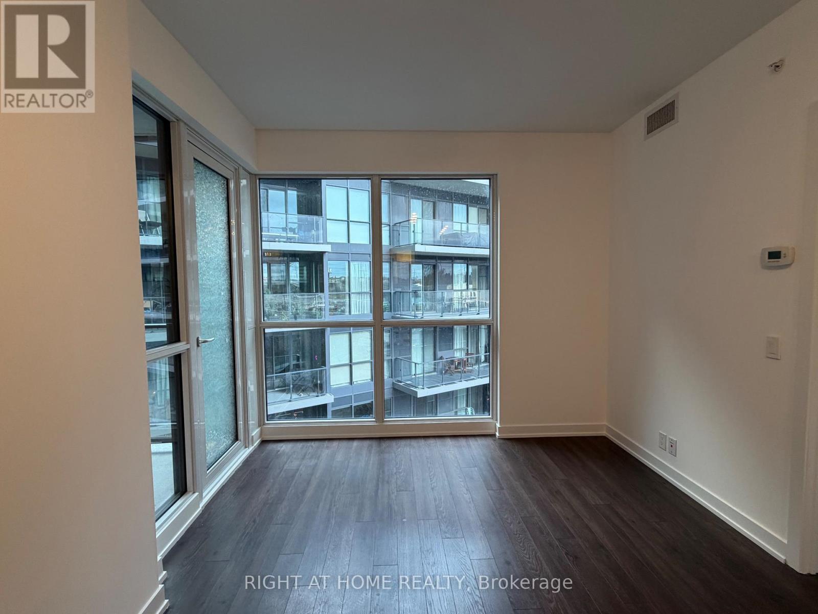 522 - 10 Park Lawn Road, Toronto, Ontario  M8V 0H9 - Photo 16 - W12641790