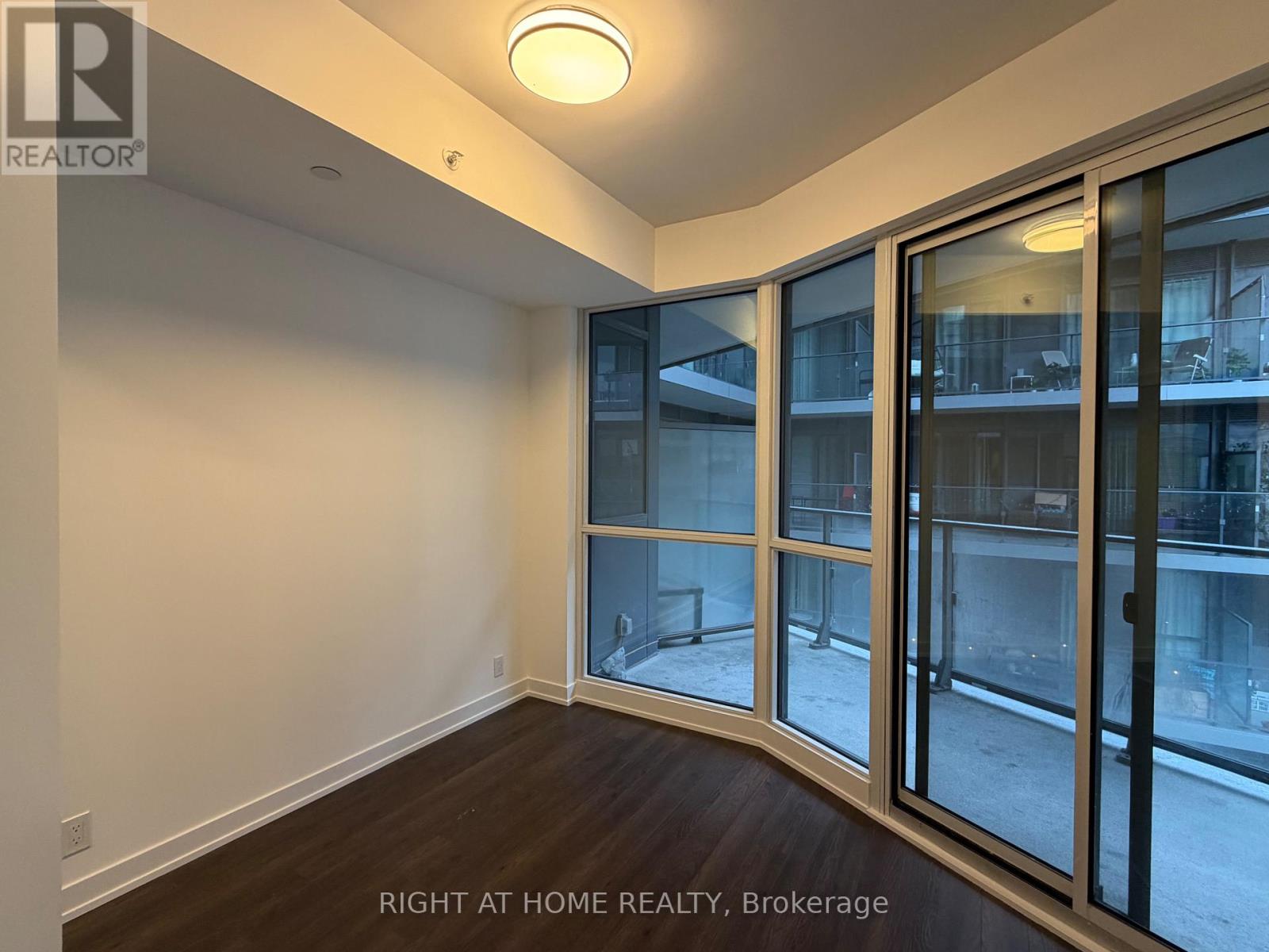 522 - 10 Park Lawn Road, Toronto, Ontario  M8V 0H9 - Photo 24 - W12641790