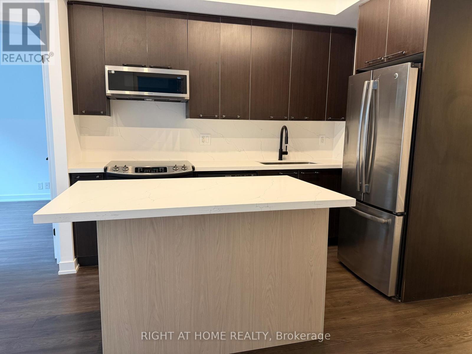 522 - 10 Park Lawn Road, Toronto, Ontario  M8V 0H9 - Photo 9 - W12641790