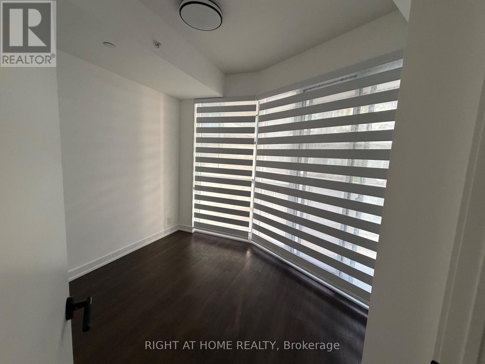 522 - 10 Park Lawn Road, Toronto, Ontario  M8V 0H9 - Photo 25 - W12641790