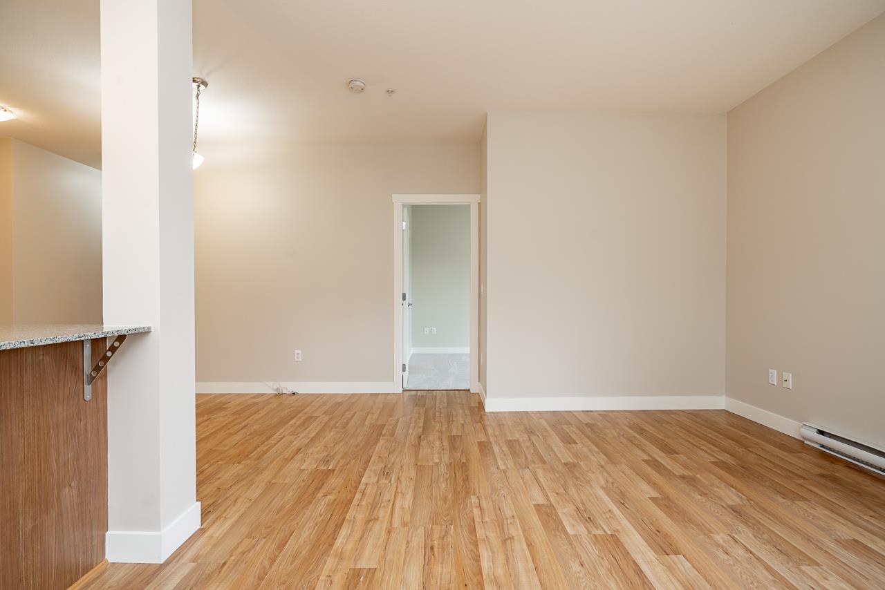 319 9655 King George Boulevard, Surrey, British Columbia  V3T 0C7 - Photo 15 - R3086250