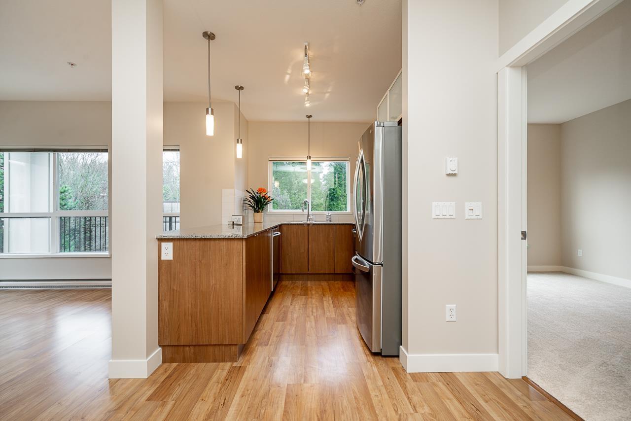 319 9655 King George Boulevard, Surrey, British Columbia  V3T 0C7 - Photo 10 - R3086250