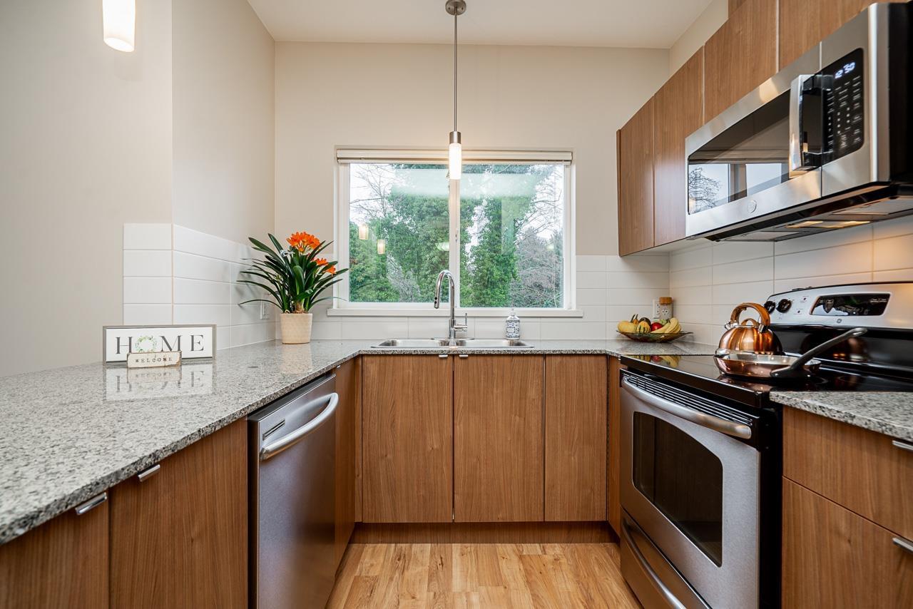 319 9655 King George Boulevard, Surrey, British Columbia  V3T 0C7 - Photo 11 - R3086250