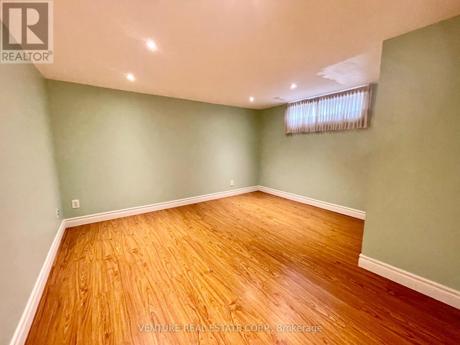 Unknown Address, ,     - Photo 8 - E12764330