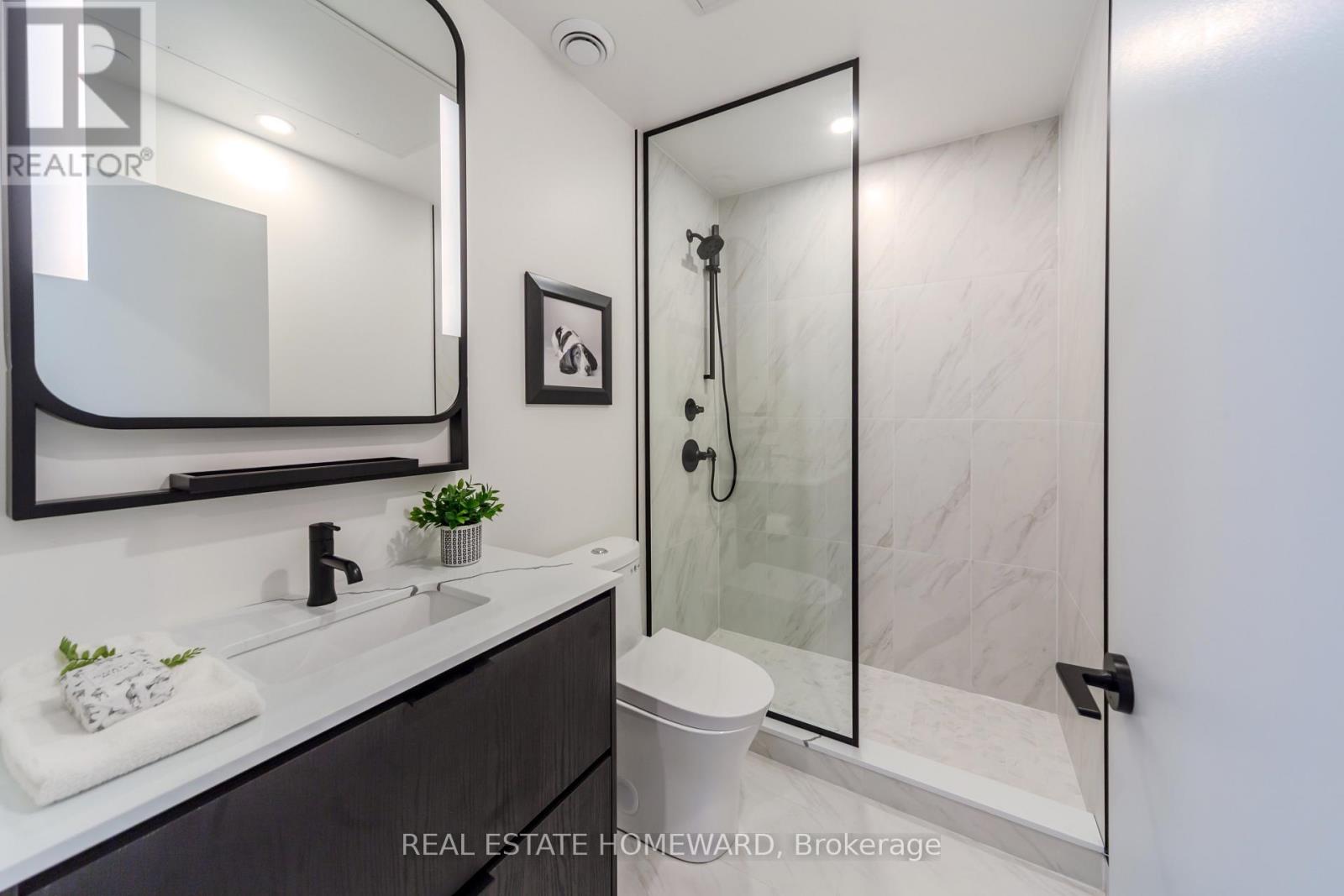 Ph #1701 - 1050 Eastern Avenue, Toronto, Ontario  M4L 0B7 - Photo 23 - E12764366