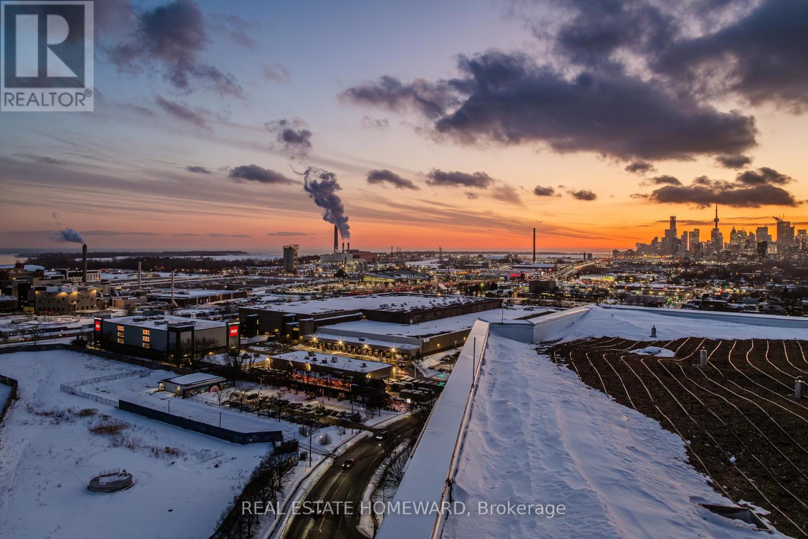 Ph #1701 - 1050 Eastern Avenue, Toronto, Ontario  M4L 0B7 - Photo 32 - E12764366