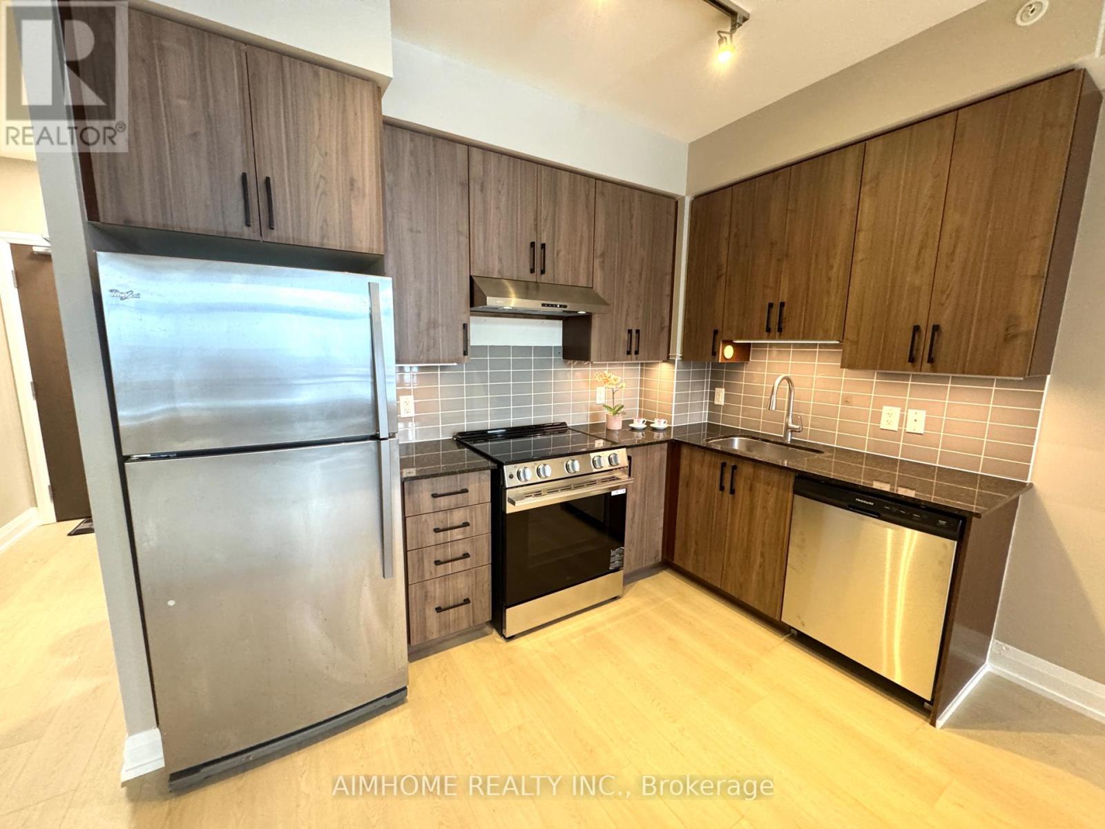 307 - 85 North Park Road, Vaughan, Ontario  L4J 0H9 - Photo 6 - N12764368