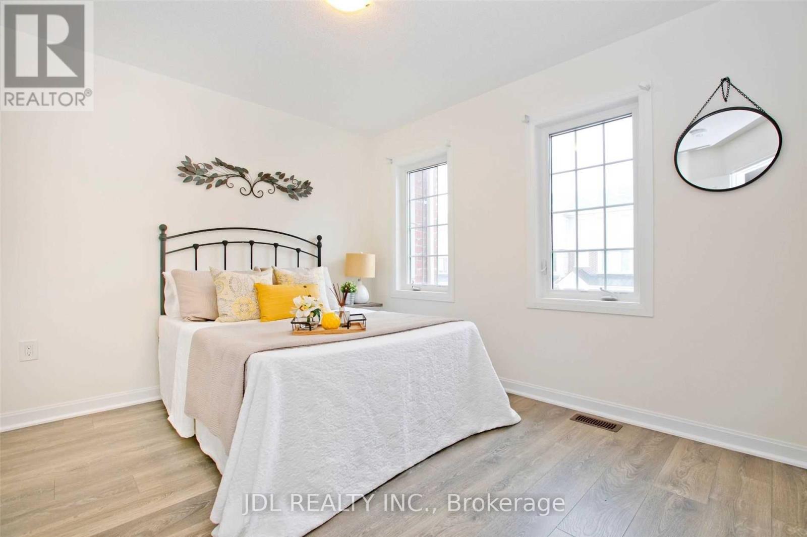 16 Casely Avenue, Richmond Hill, Ontario  L4S 0K3 - Photo 16 - N12764390