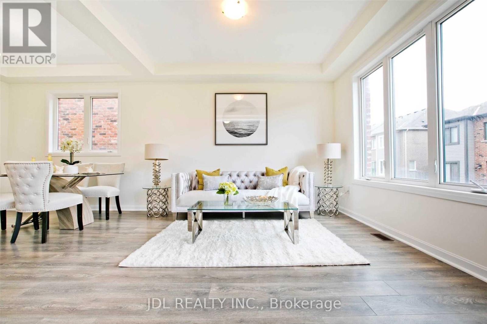 16 Casely Avenue, Richmond Hill, Ontario  L4S 0K3 - Photo 5 - N12764390