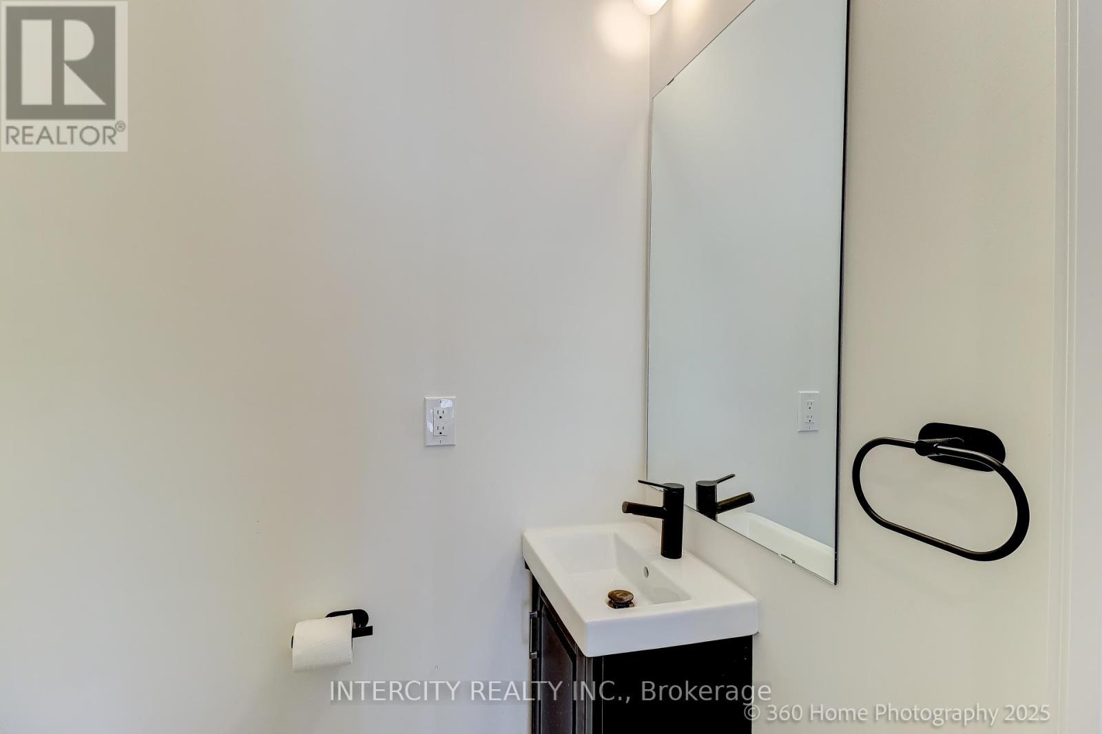 1505 - 11 David Eyer Road, Richmond Hill, Ontario  L4S 1M4 - Photo 11 - N12764392