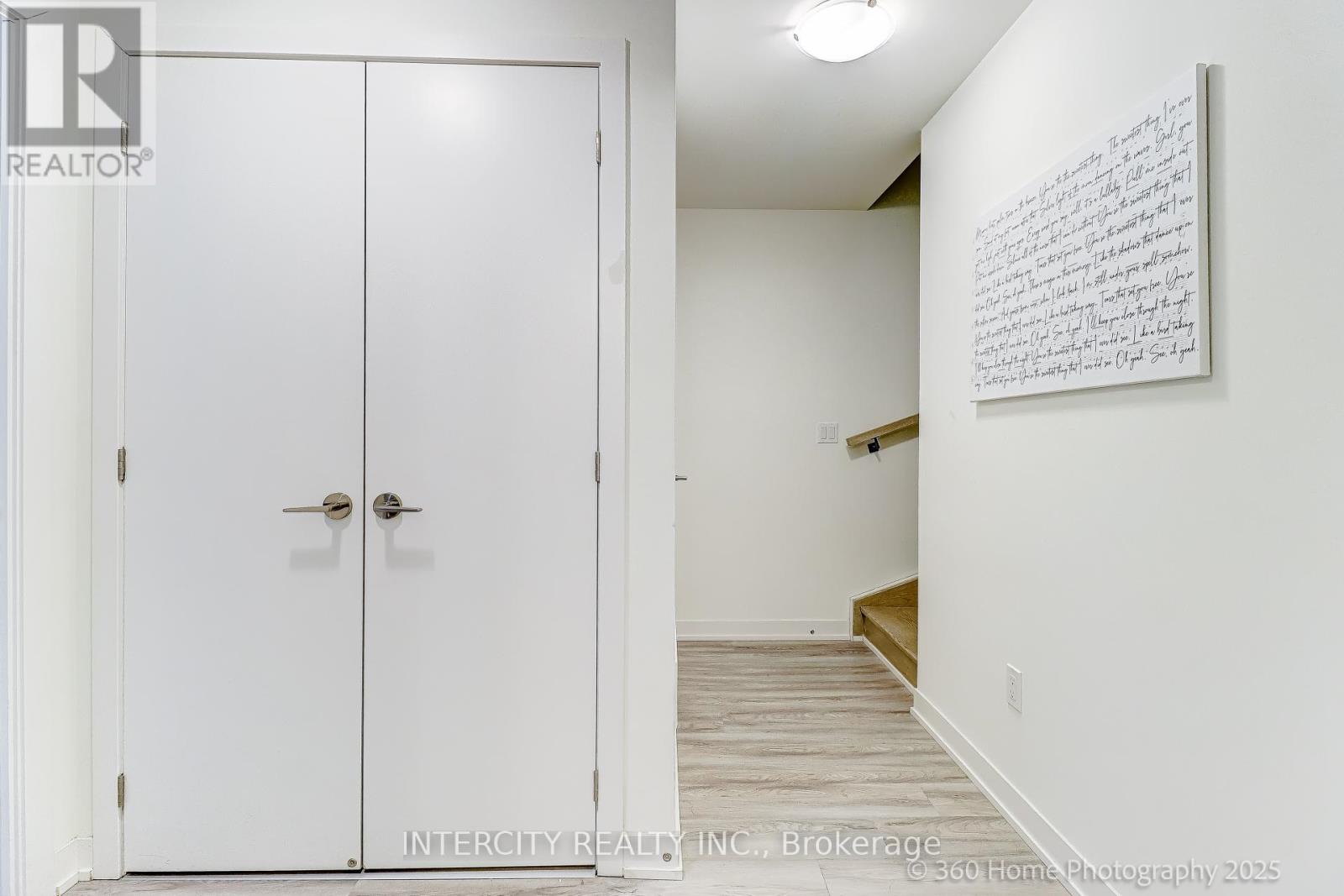 1505 - 11 David Eyer Road, Richmond Hill, Ontario  L4S 1M4 - Photo 21 - N12764392