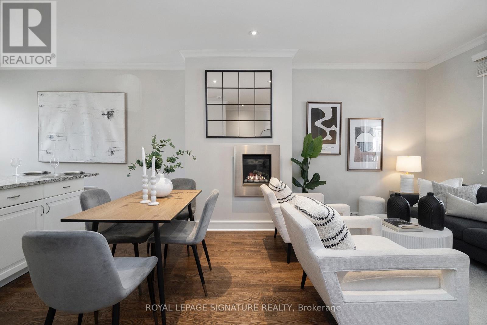 215 Yarmouth Road, Toronto, Ontario  M6G 1X5 - Photo 12 - W12764338