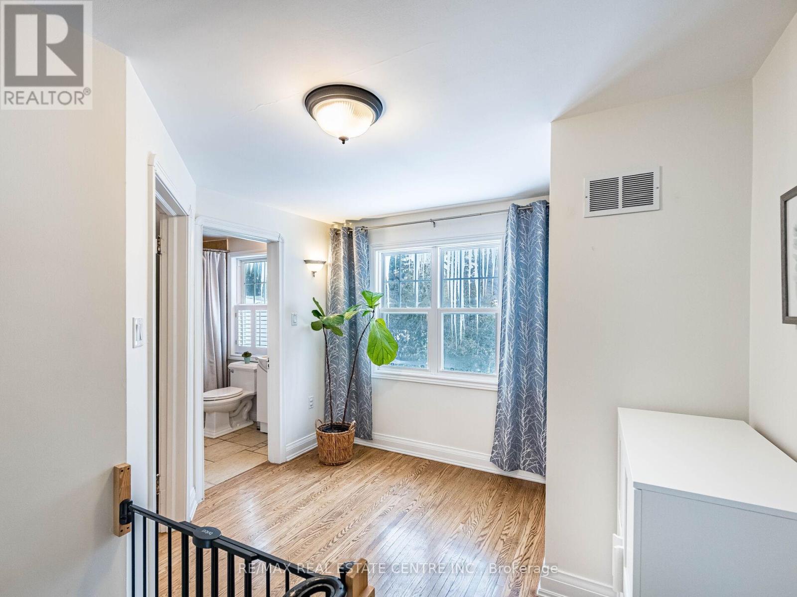 2212 Mississauga Road, Mississauga, Ontario  L5H 2K9 - Photo 31 - W12764376