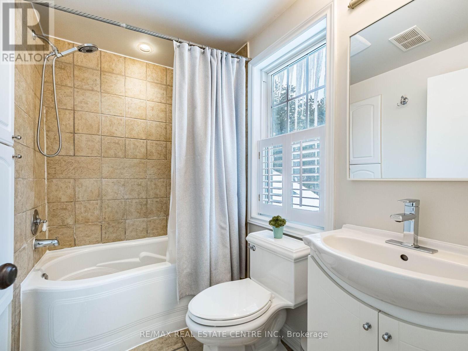 2212 Mississauga Road, Mississauga, Ontario  L5H 2K9 - Photo 36 - W12764376