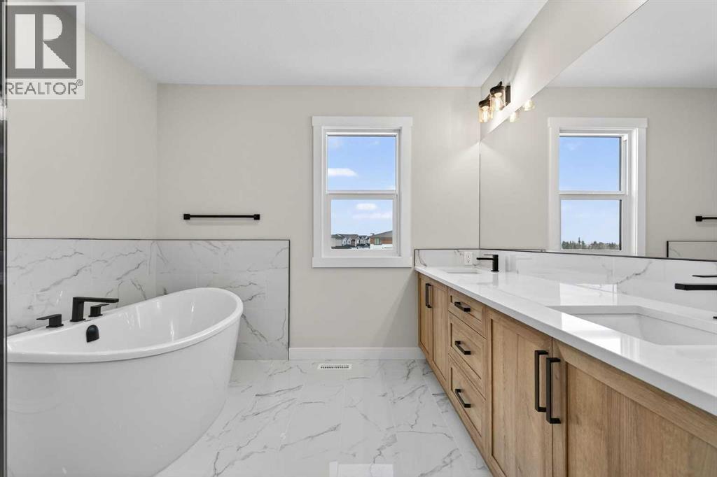 298 Kinniburgh Loop, Chestermere, Alberta  T1X 3C3 - Photo 28 - A2279032