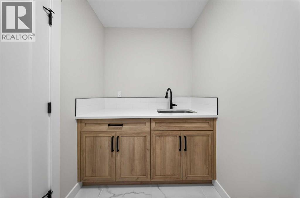 298 Kinniburgh Loop, Chestermere, Alberta  T1X 3C3 - Photo 30 - A2279032