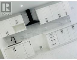 LOWER - 26 SCARLETWOOD STREET, Hamilton, Ontario